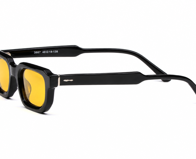 Vintage 90's retro-style chunky rectangle sunglasses